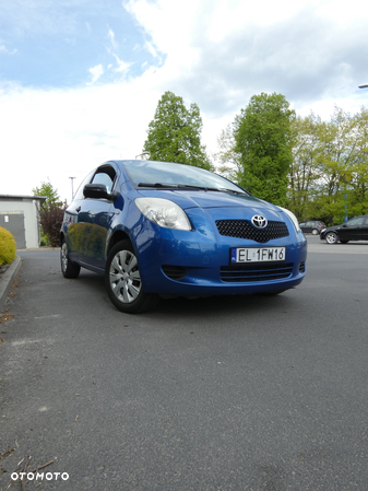 Toyota Yaris 1.0 VVT-i - 2