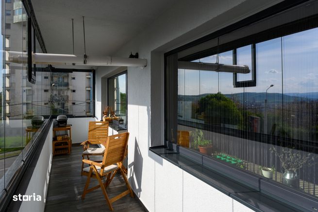 Apartament de trei camere la cheie!!-1