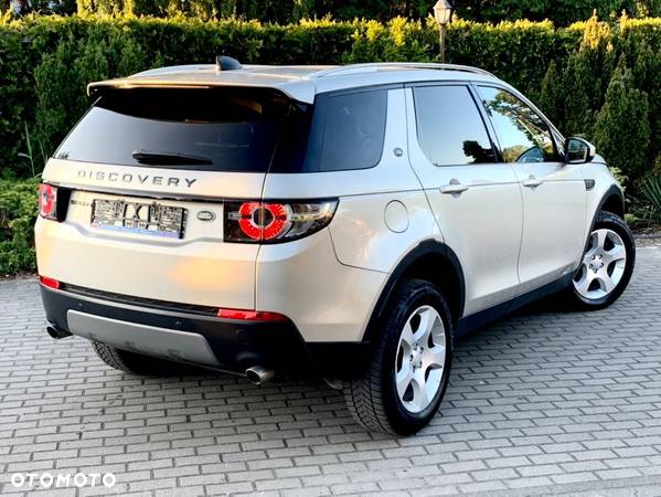 Land Rover Discovery Sport - 12