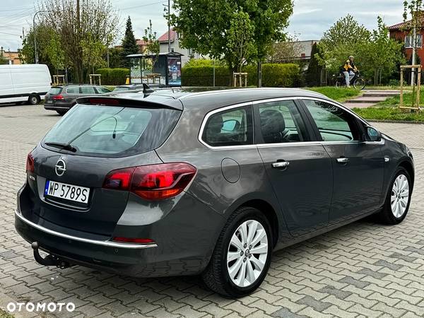 Opel Astra 1.6 Cosmo - 12