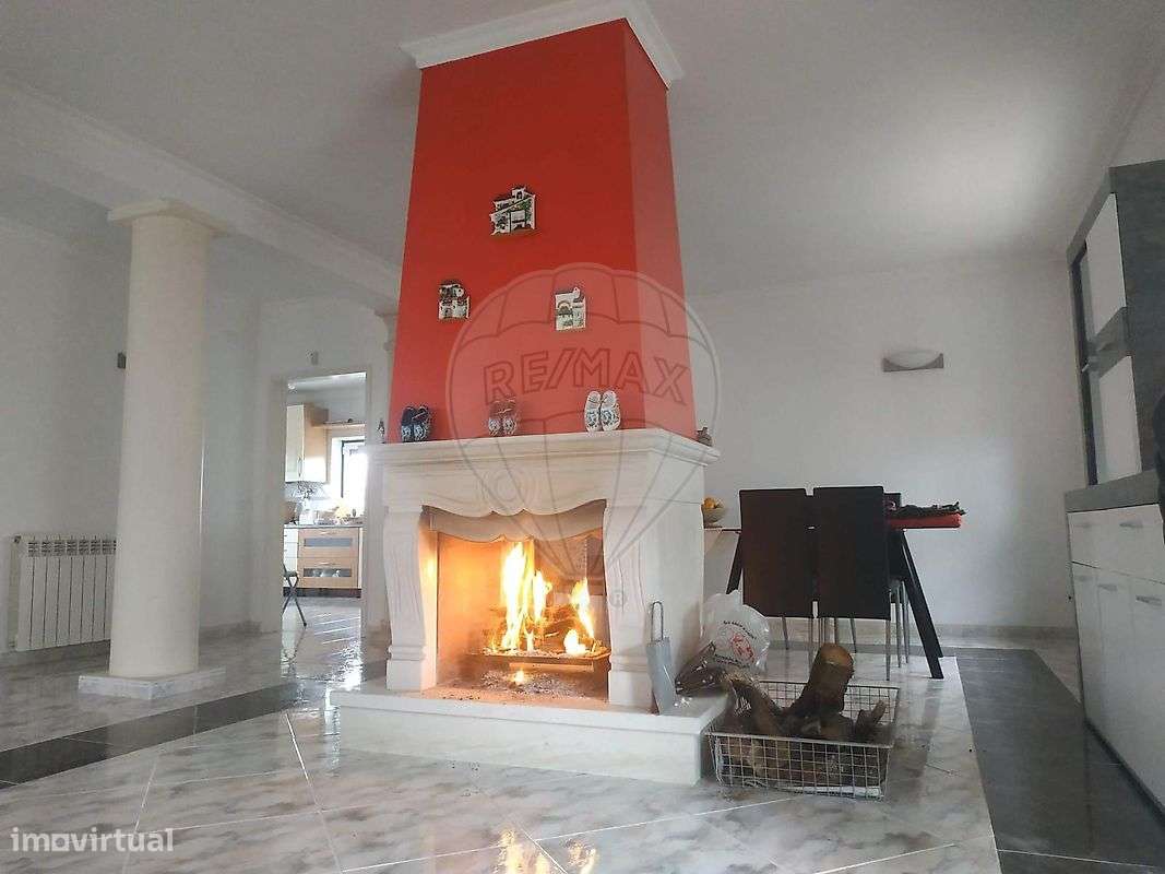 Moradia T4 para venda - Grande imagem: 3/16