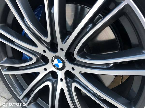 BMW Seria 5 M550i xDrive sport - 20