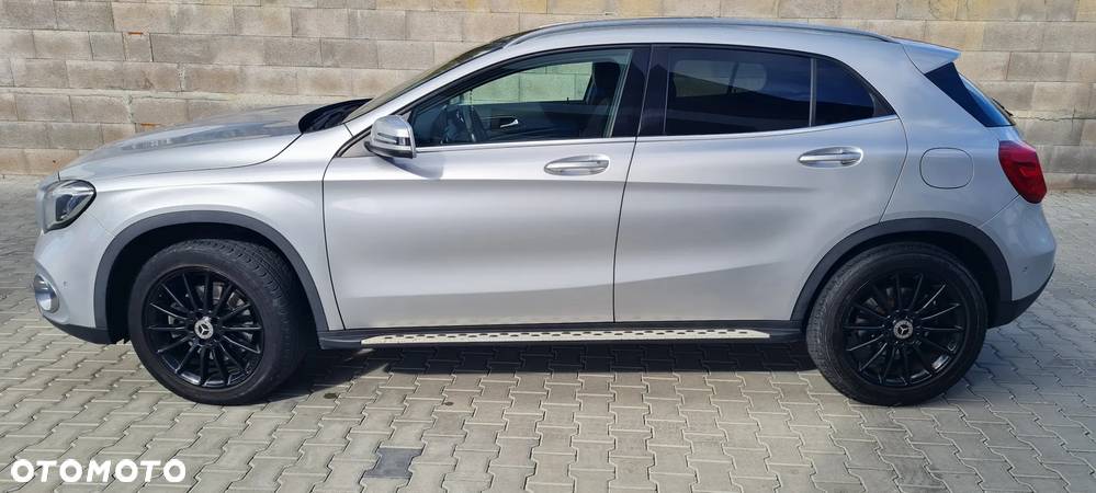 Mercedes-Benz GLA 250 4-Matic AMG Line - 4