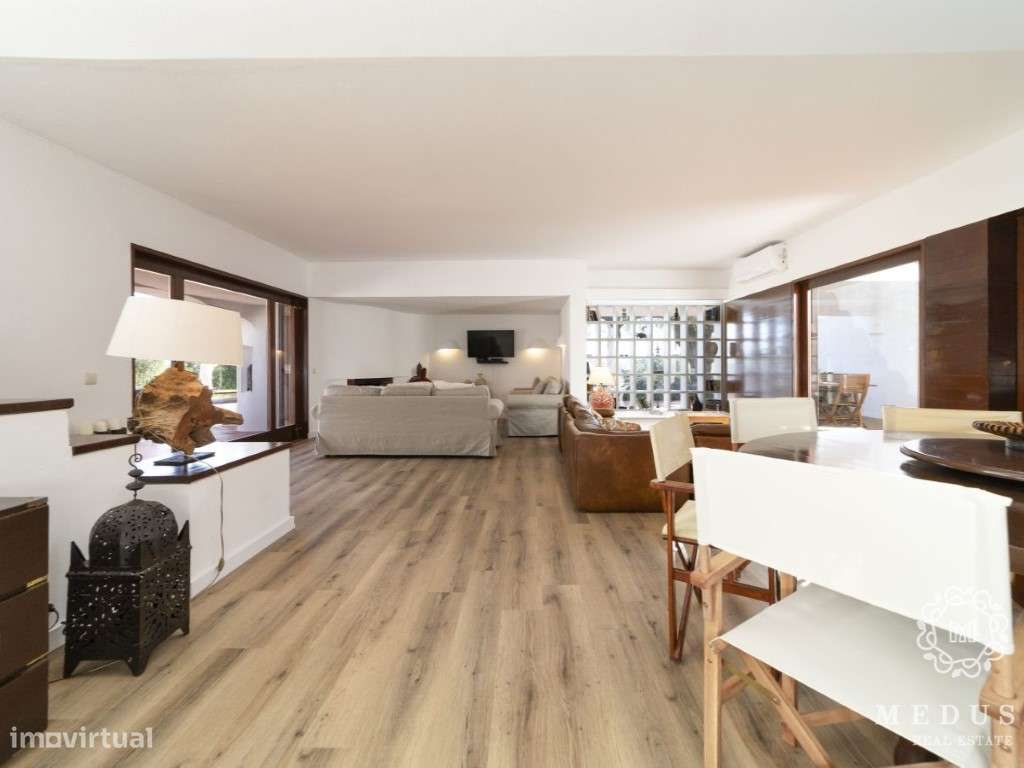 Moradia Térrea T5 com Piscina - Arquitetura Intemporal no Algarve-6