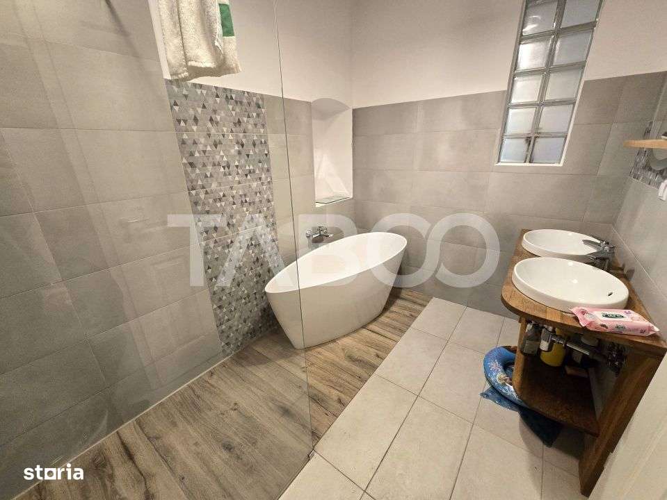 Apartament decomandat de vanzare cu pivnita in Centrul Istoric Sibiu-7