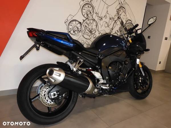 Yamaha FZ - 18