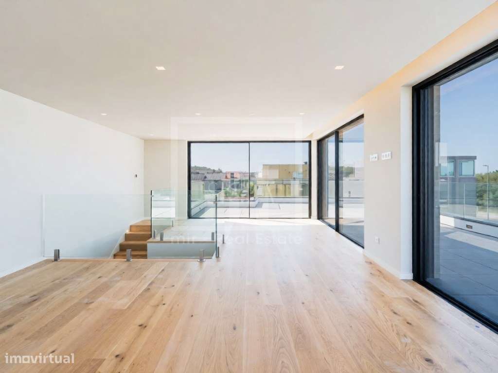 Moradia T3 com Vista Mar e Terraço Panorâmico Rooftop-27
