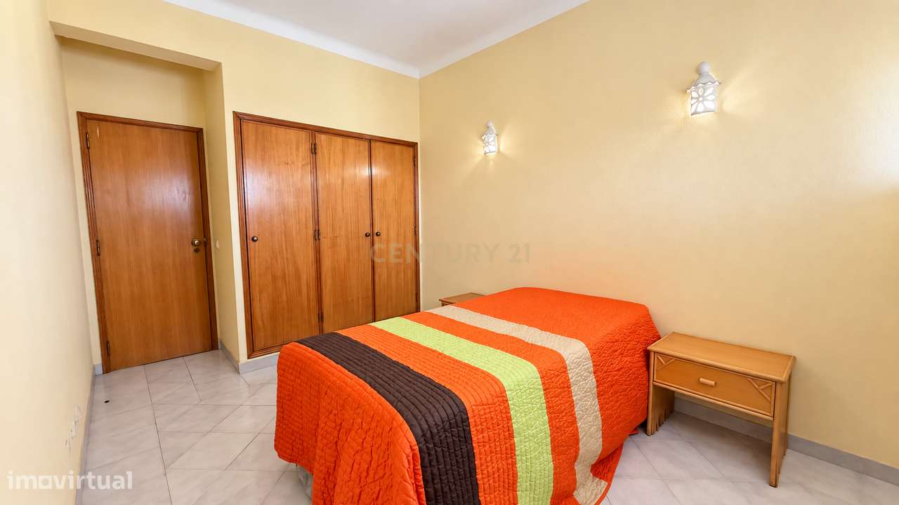 Apartamento T2 com Piscina, Elevador e Varanda Virada a Sul | Albufeir-23