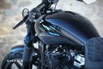 Harley-Davidson Softail Breakout - 34