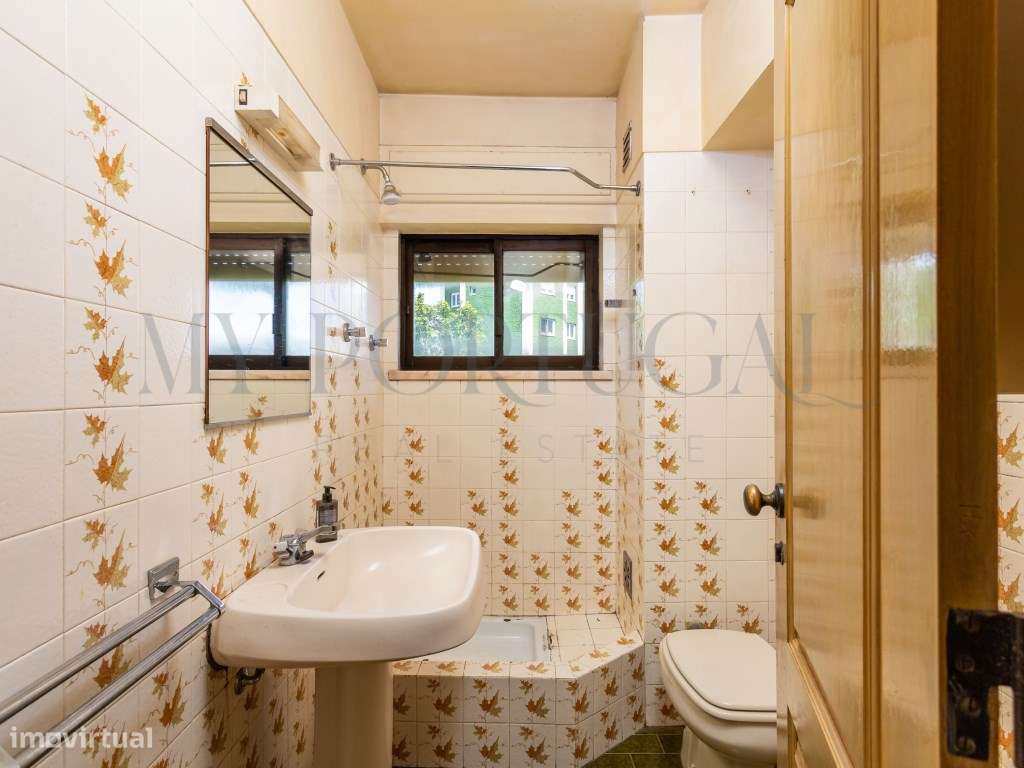Apartamento T3 com Duas Varandas e Vista Privilegiada - Cascais - P...-15