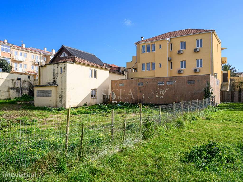 Moradia com Terreno em Cortegaça-50