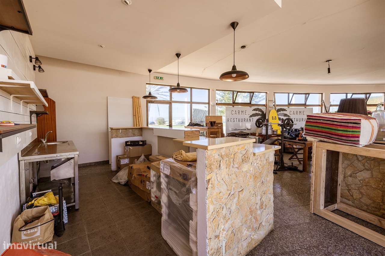 ESPAÇO COMERCIAL ATUALMENTE EXPLORADO COMO RESTAURANTE - Grande imagem: 4/39