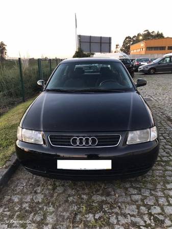 Audi A3 1.6 3P 1997  - Para Peças - 1