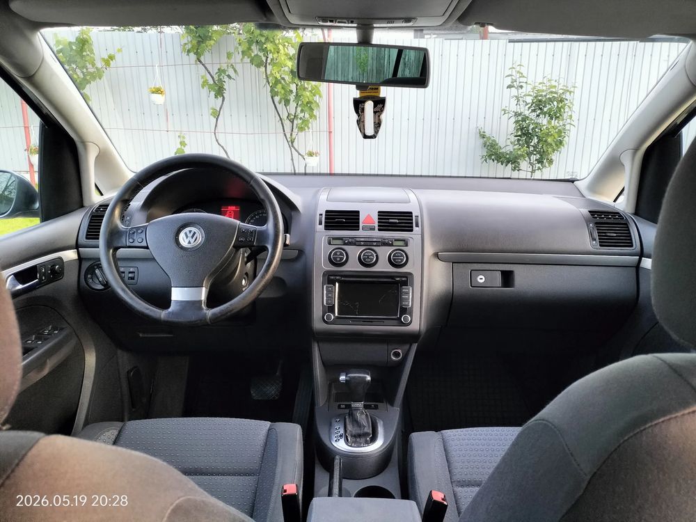 Volkswagen Touran 2.0 TDI DPF Highline DSG 2007
