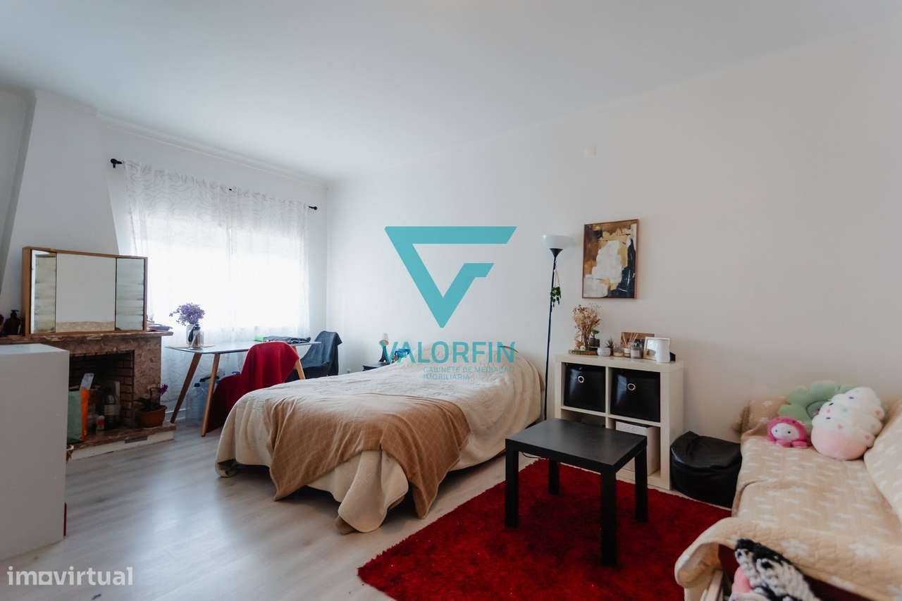 Apartamento T4 – Avenida Miguel Torga | Leiria-13