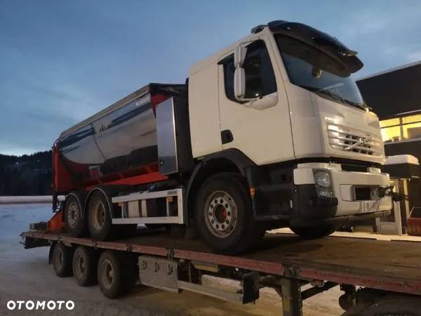 Volvo FE 6x2 - 5