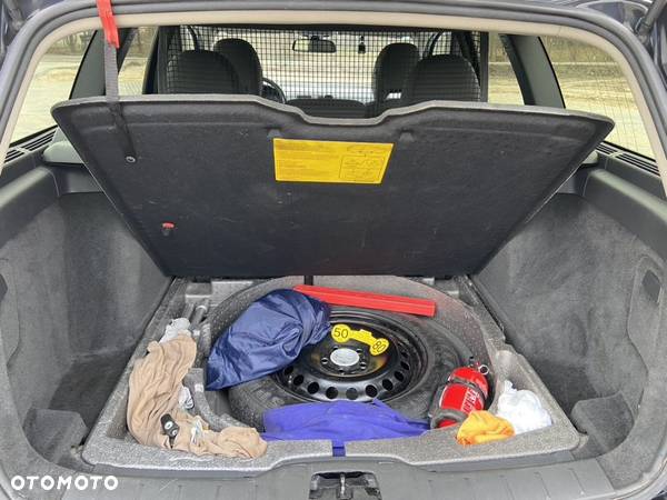 Volvo V50 2.0D - 18