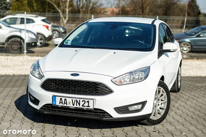 Ford Focus 1.0 EcoBoost Start-Stopp-System TITANIUM DESIGN - 1