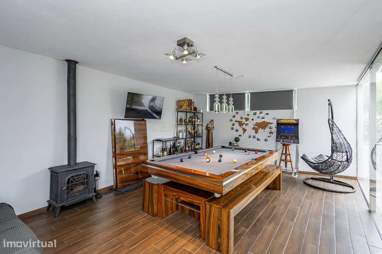 Moradia T4 - Vila de Cucujães - Oliveira de Azeméis-36