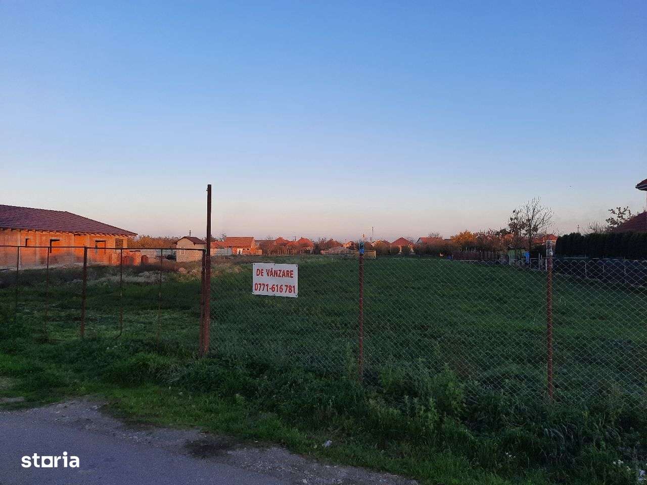 Teren intravilan cu livada 29 Ari LAZURI - Imagine principală: 1/3