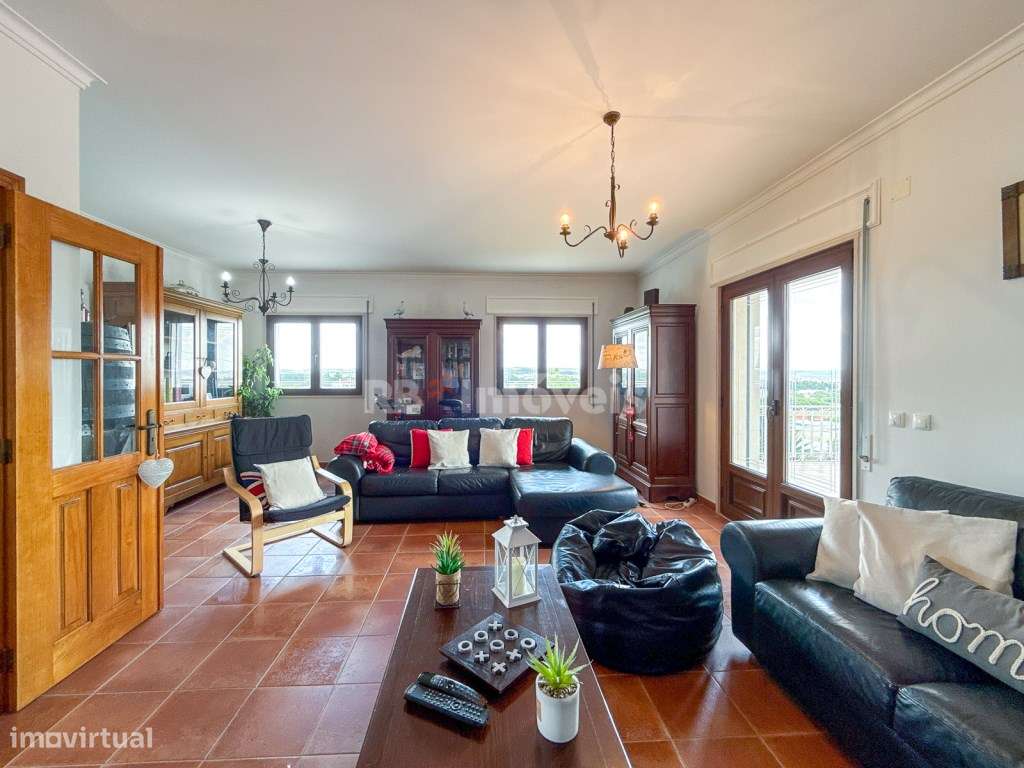 Moradia T5 na zona norte do Entroncamento - Grande imagem: 5/60