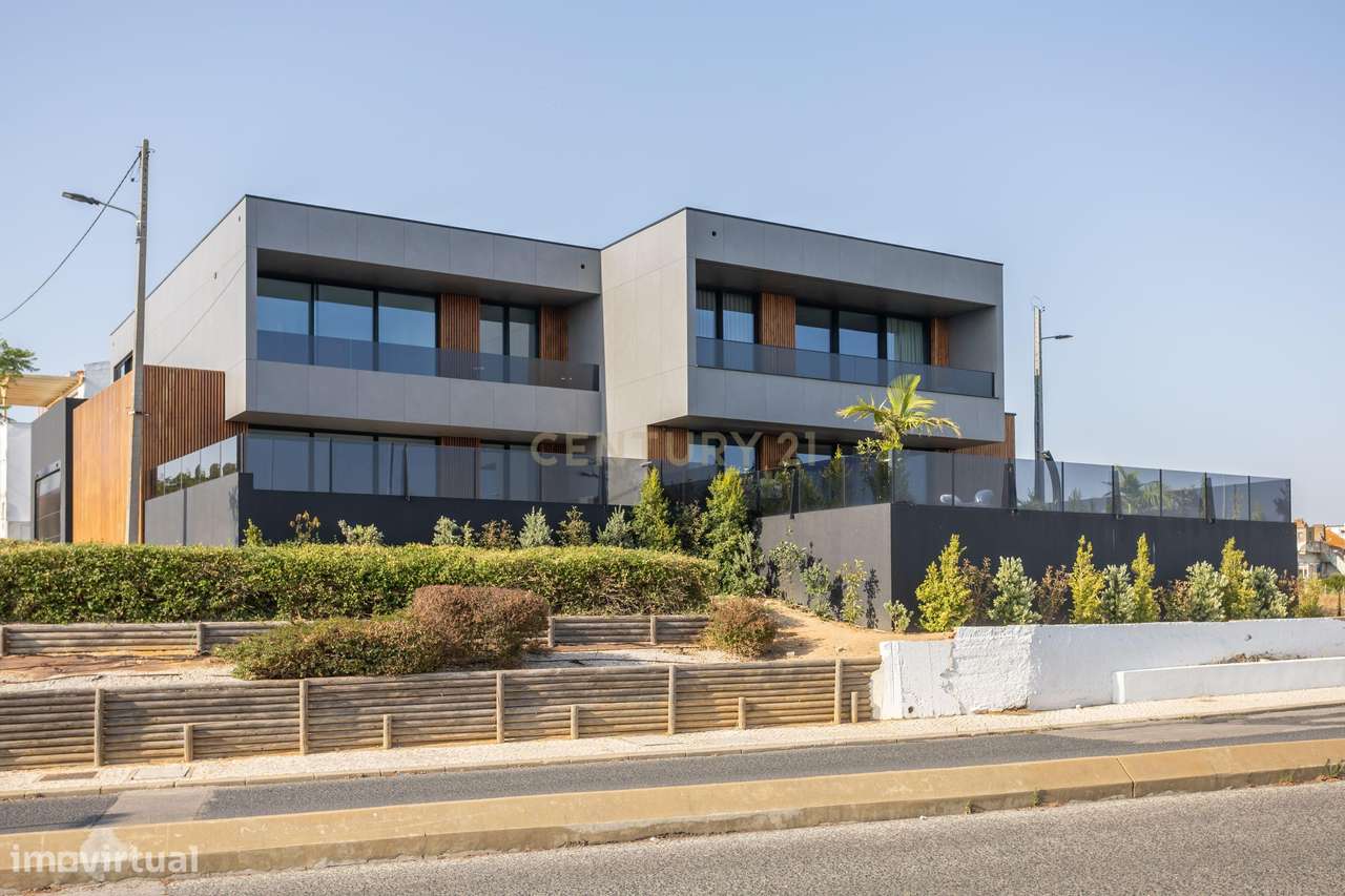 Moradia T4 de Luxo em Setúbal com Vista Rio e Serra - Grande imagem: 3/16