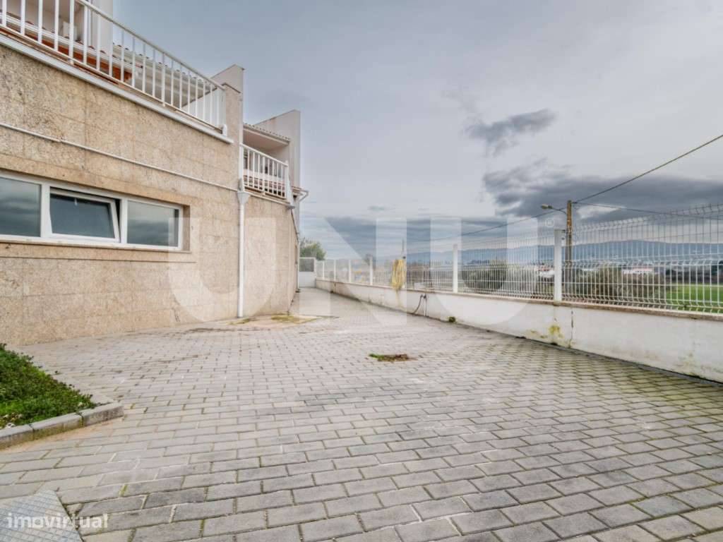 Moradia de Excelência com Jardim e Terraço a 10 minutos do centro d...-38