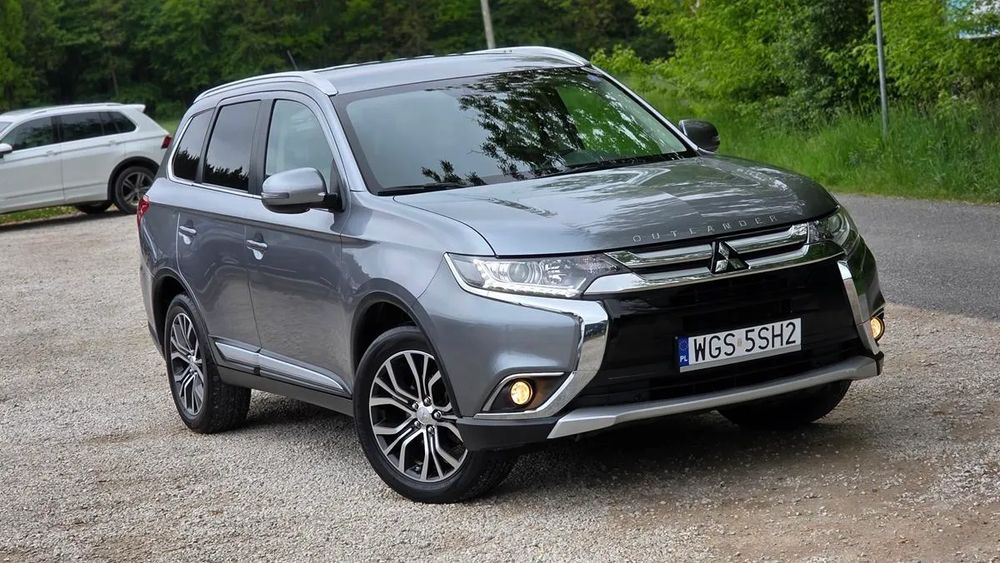 Mitsubishi Outlander III 2.0 2WD CVT Edition 2016