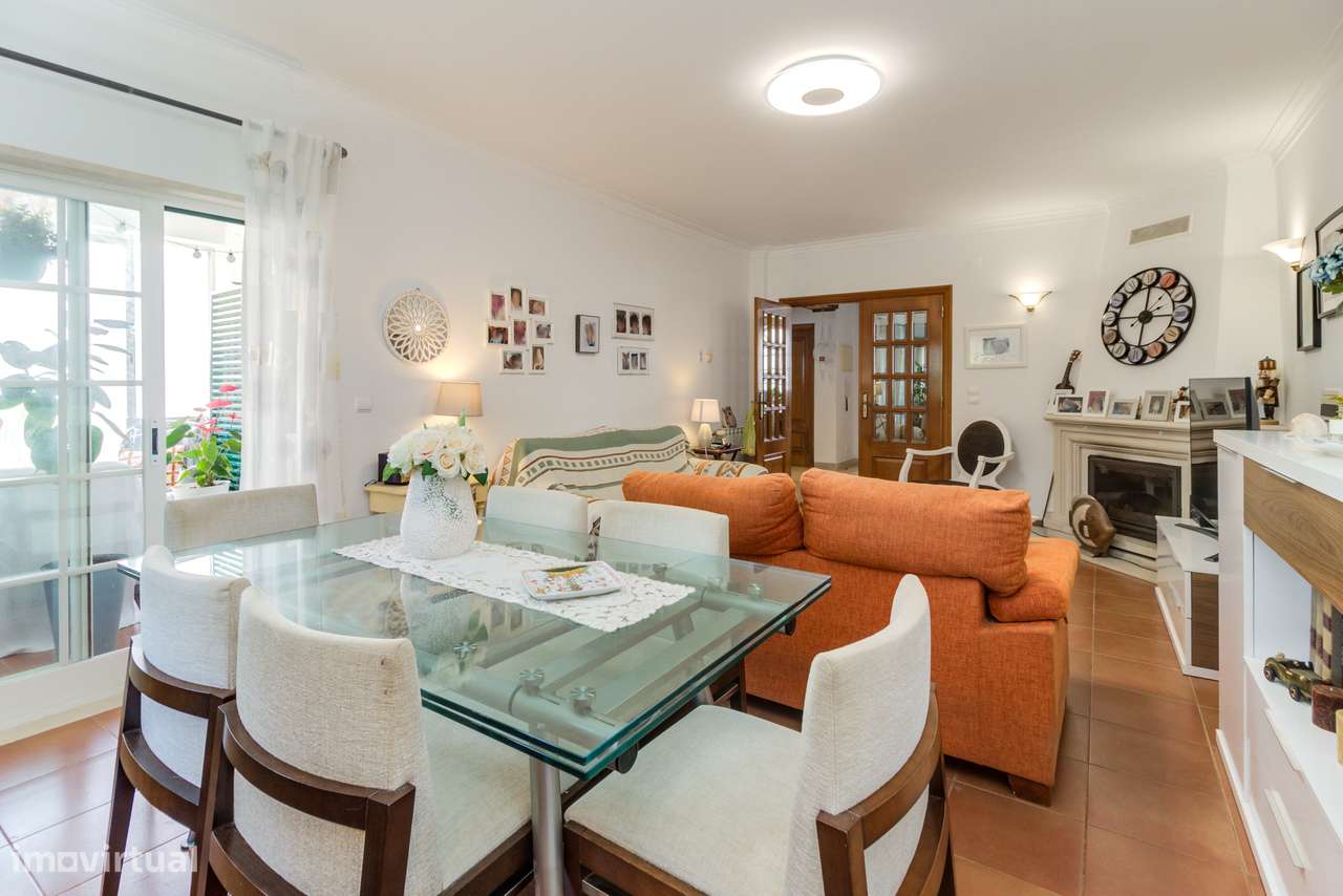 MORADIA NA ERICEIRA A 2 MINUTOS DA PRAIA - Grande imagem: 3/49