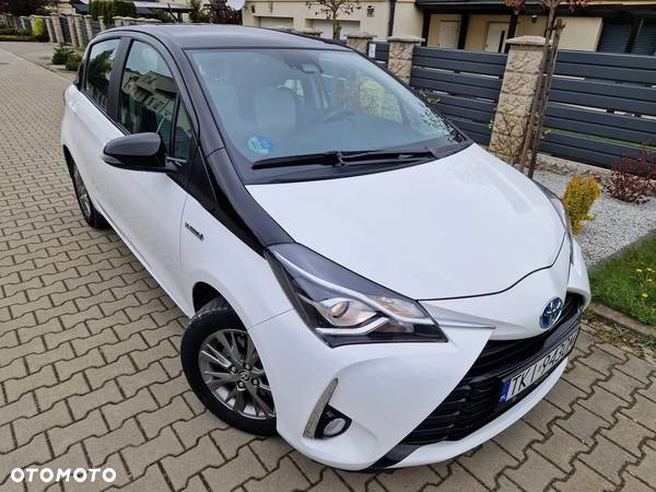 Toyota Yaris Hybrid 1.5 VVT-i Selection - 11