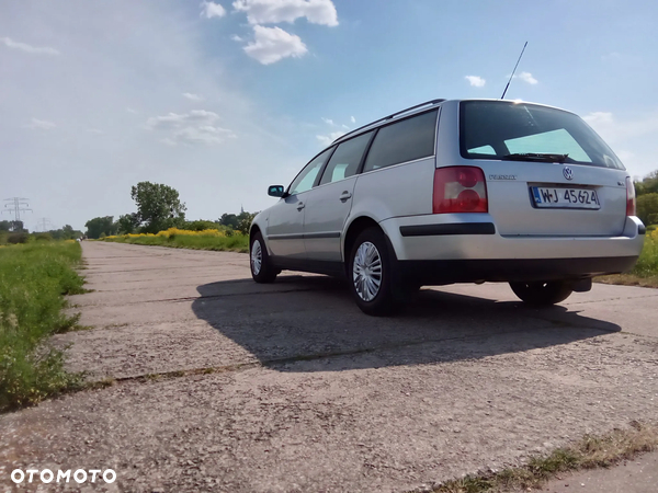 Volkswagen Passat 1.8T Comfortline - 2
