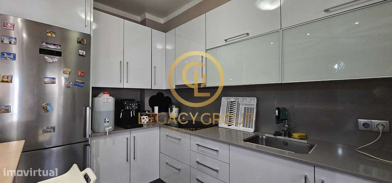 ?️ Apartamento T2 em Quarteira com Vista Mar e Garagem – A 200m da...-9