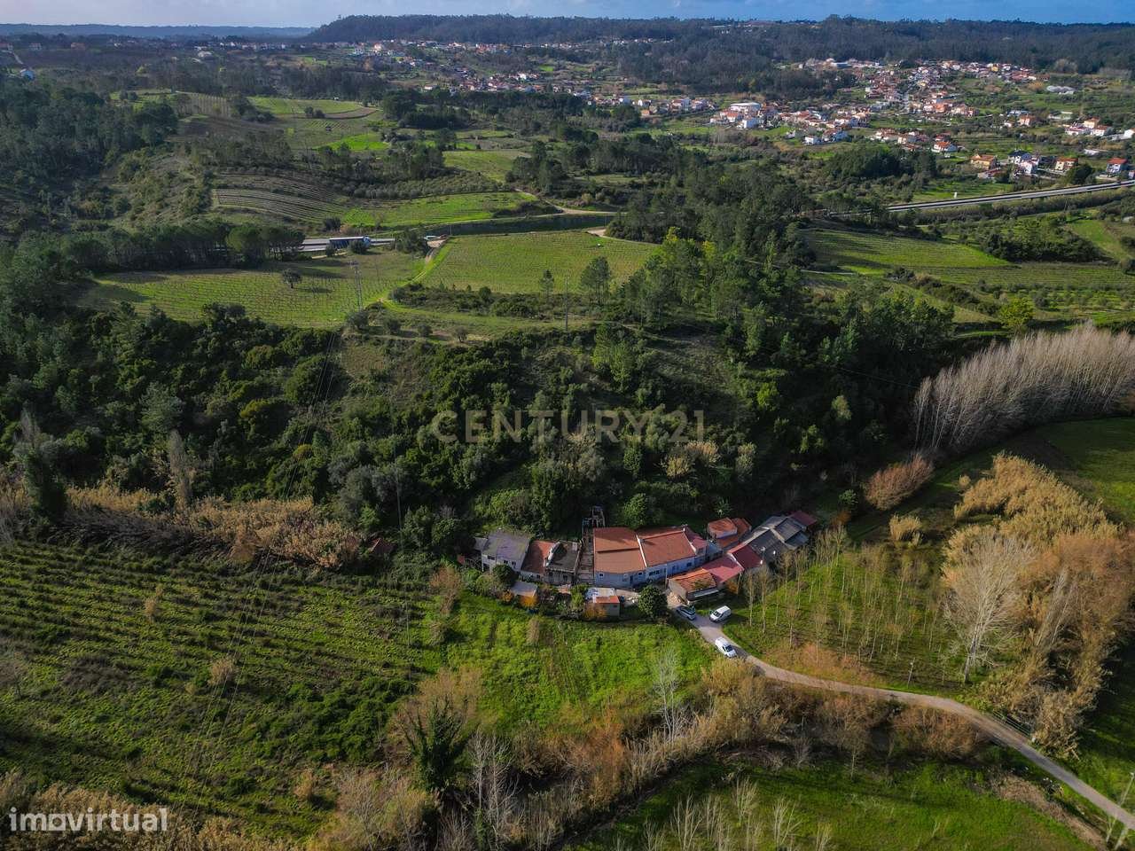 Antiga azenha com artigo urbano independente Souselas, Coimbra - Grande imagem: 2/13