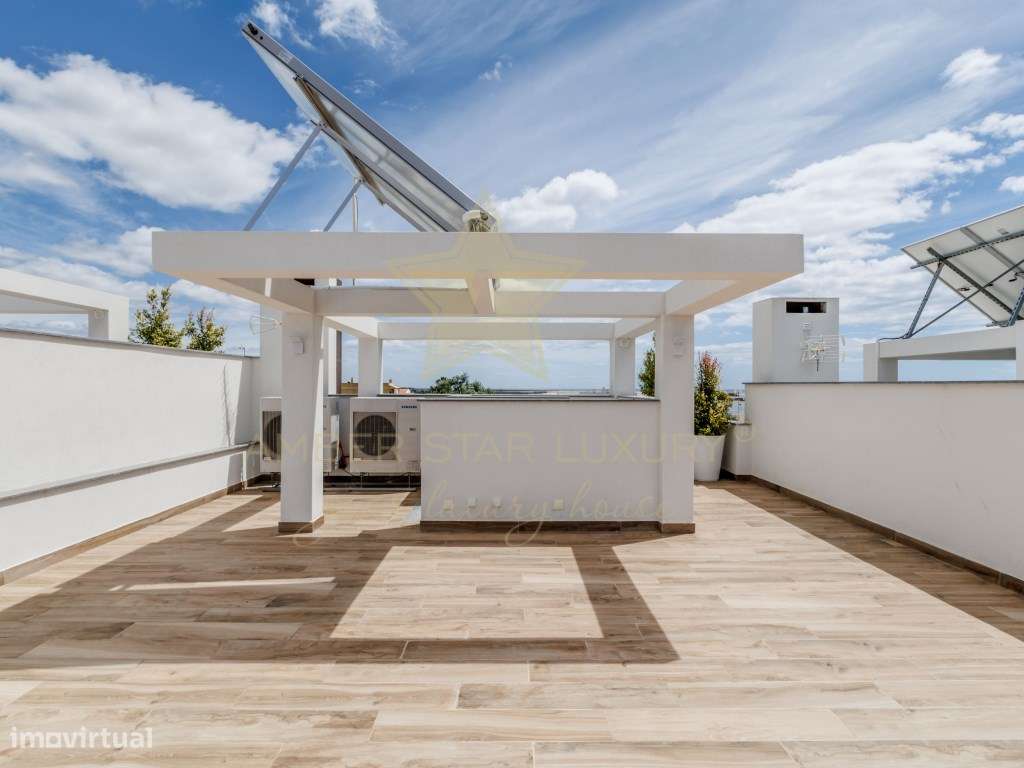 Moradia em Banda T9 Olhão - Grande imagem: 4/24