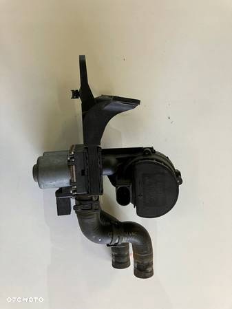 Elektrozawór pompa wody Audi A6 C6 Lift 0392023007 - 2