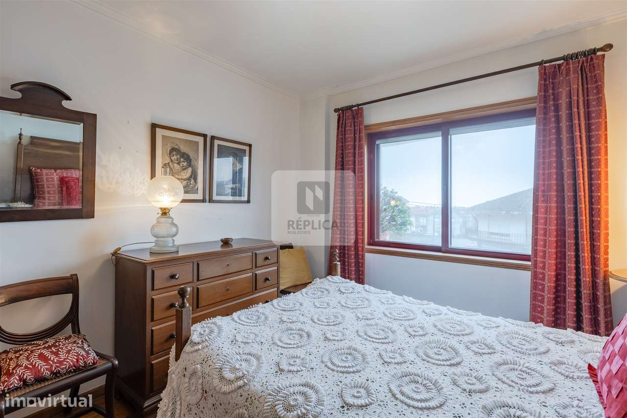 Apartamento T4 Com áreas generosas em Vilar do Paraíso-21