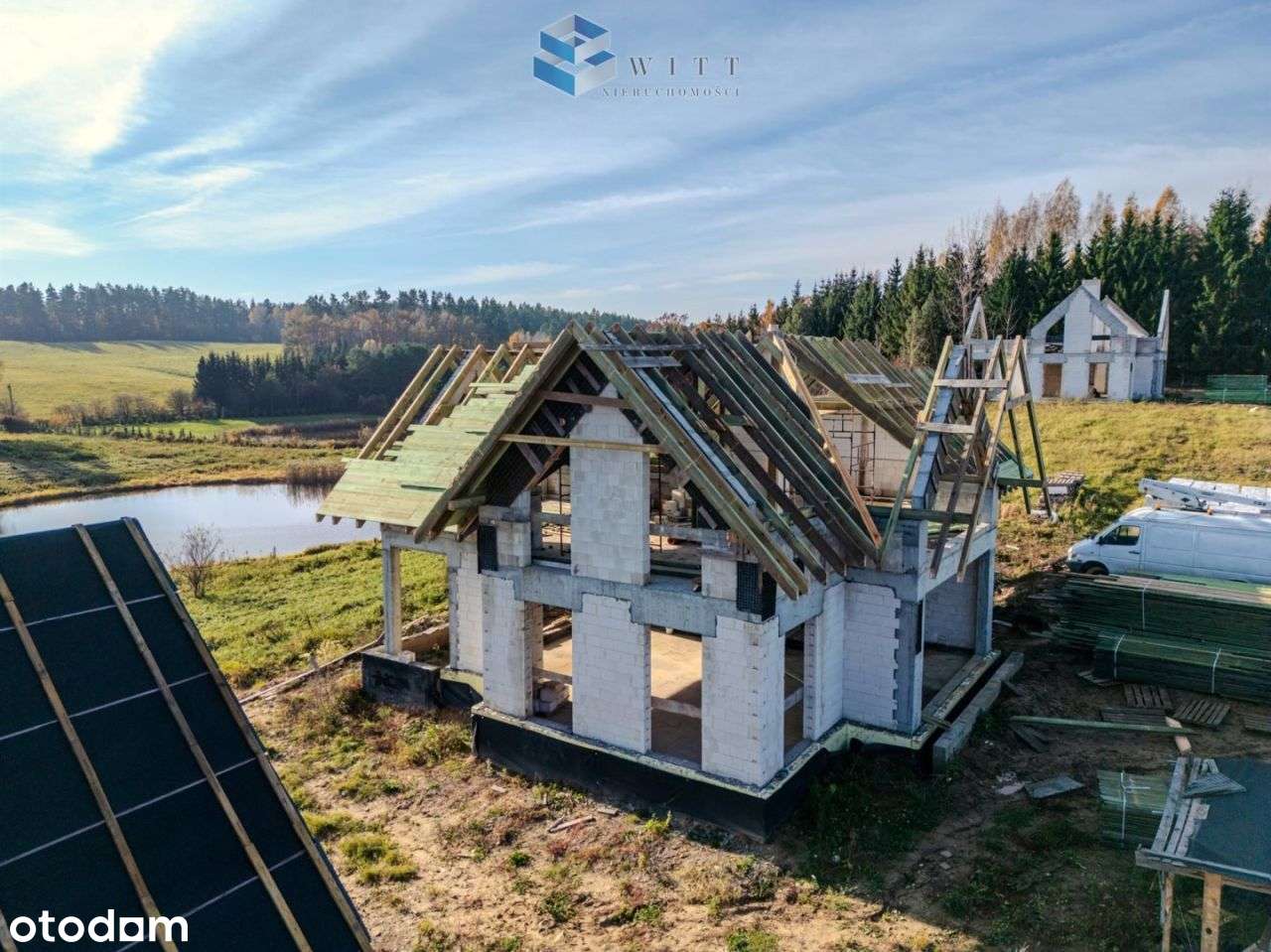 Dom zanurzony w warmińskim krajobrazie-6