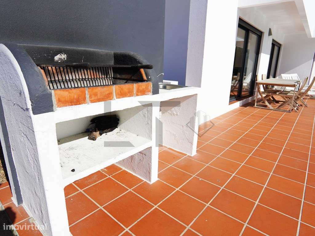 Moradia V4 com Piscina para Venda na Comporta-15