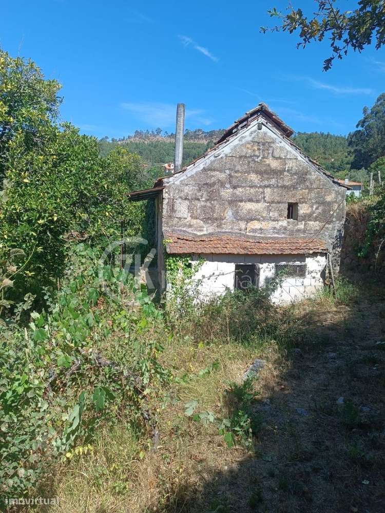 Quinta com casa de 2 pisos para Restauro, Sande - Grande imagem: 5/15
