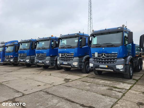 Mercedes-Benz AROCS 2645 6x4 wywrotka Meiller z Niemiec - 13