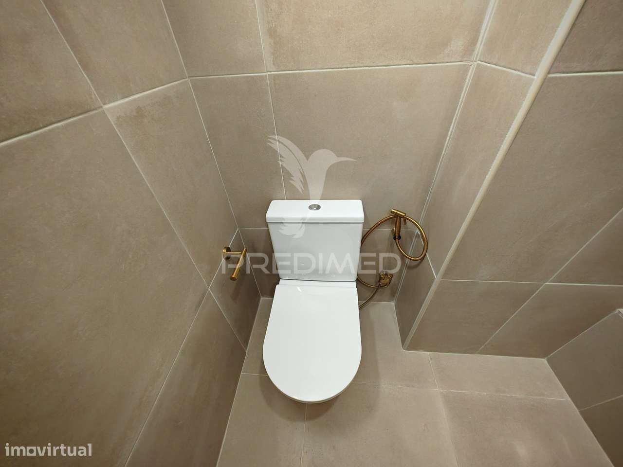 Estacionamento convertido em habitação - Grande imagem: 5/14