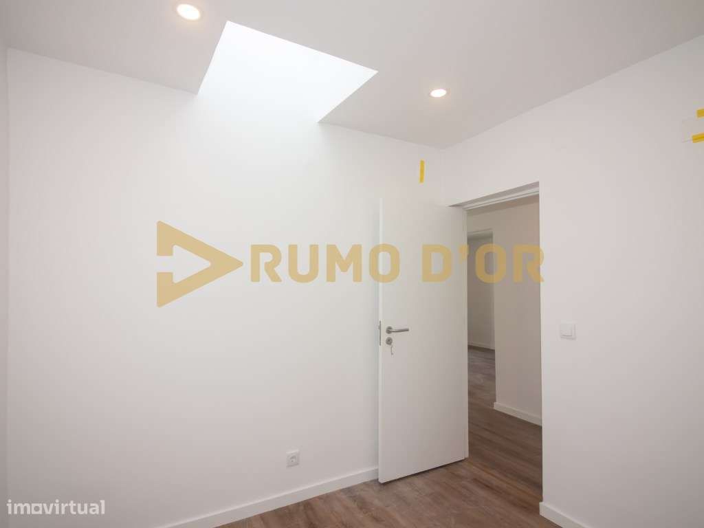 Moradia T3 Olhalvo com logradouro e terraço-11