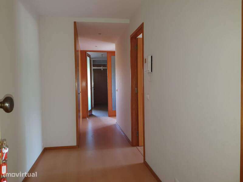 Apartamento em Maia, Moreira-12
