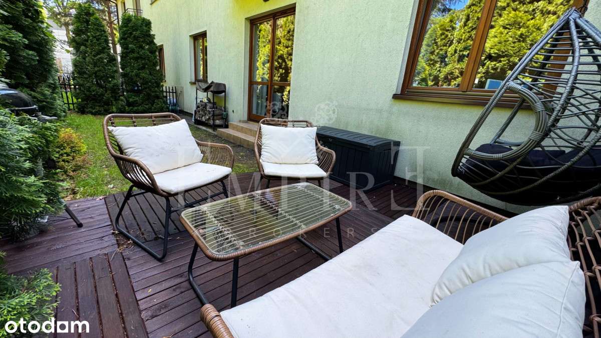 Dom w zabudowie bliźniaczej z ogrodem i garażem-14