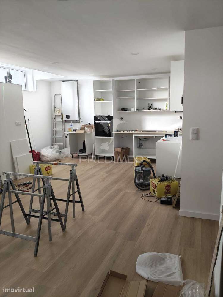 T2+1 Moderno, Mobilado e Equipado | Design Contemporâneo e Pronto a...-10