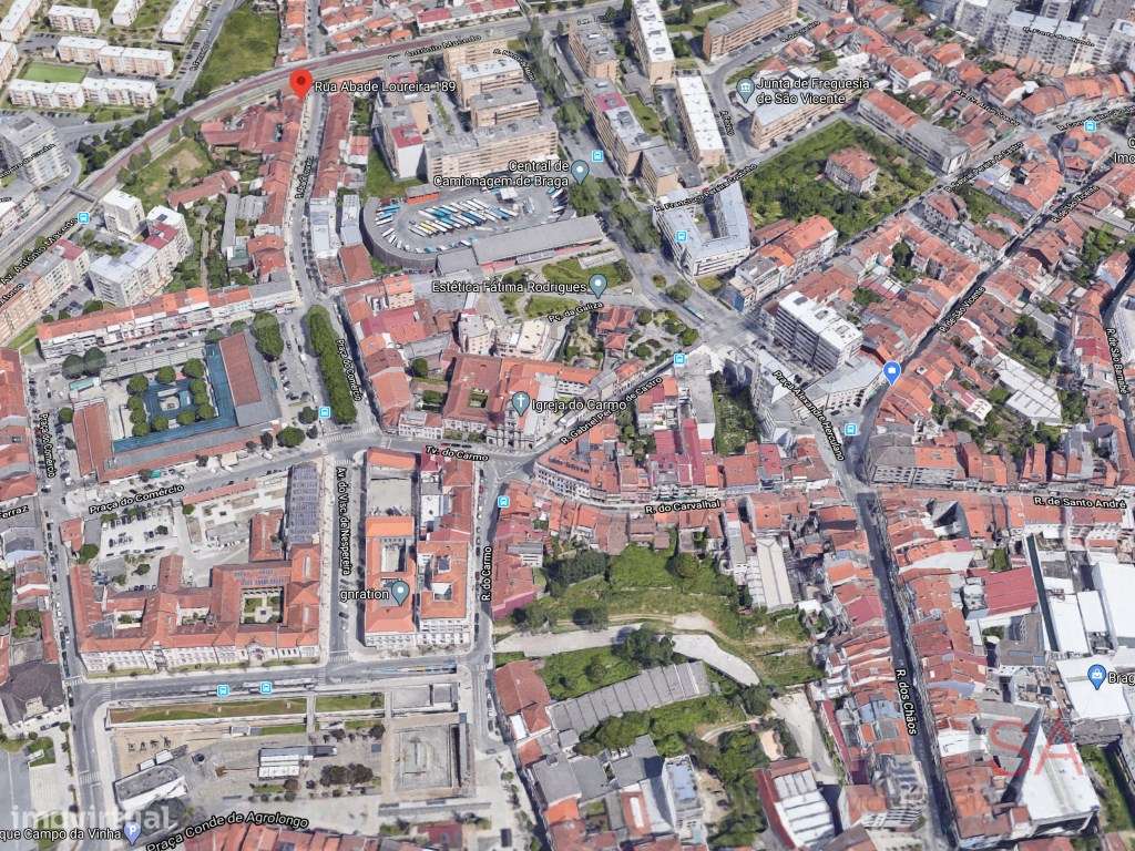 Apartamento T4 novo com logradouro e garagem em S. Vicente no centr...-46