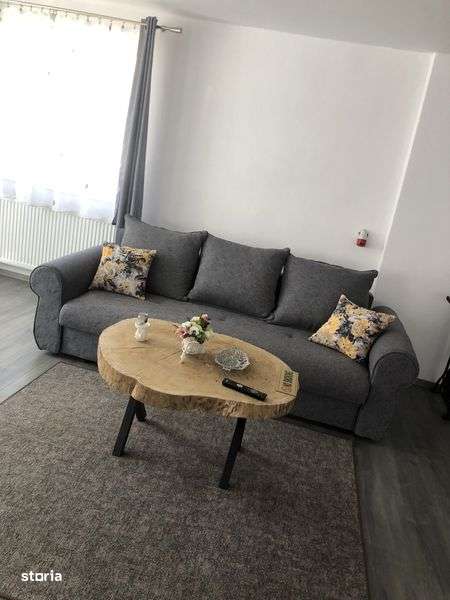 Casa de inchiriat - Imagine principală: 5/6