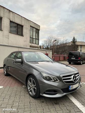 Mercedes-Benz E 220 BlueTEC 4MATIC - 1