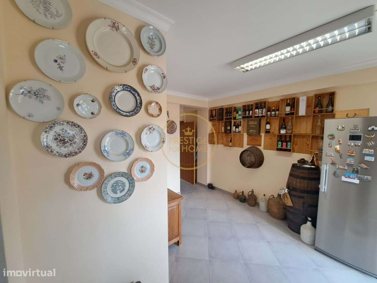 Apartamento T3 de Qualidade Superior com Garagem em Box, Arrecadação e-12