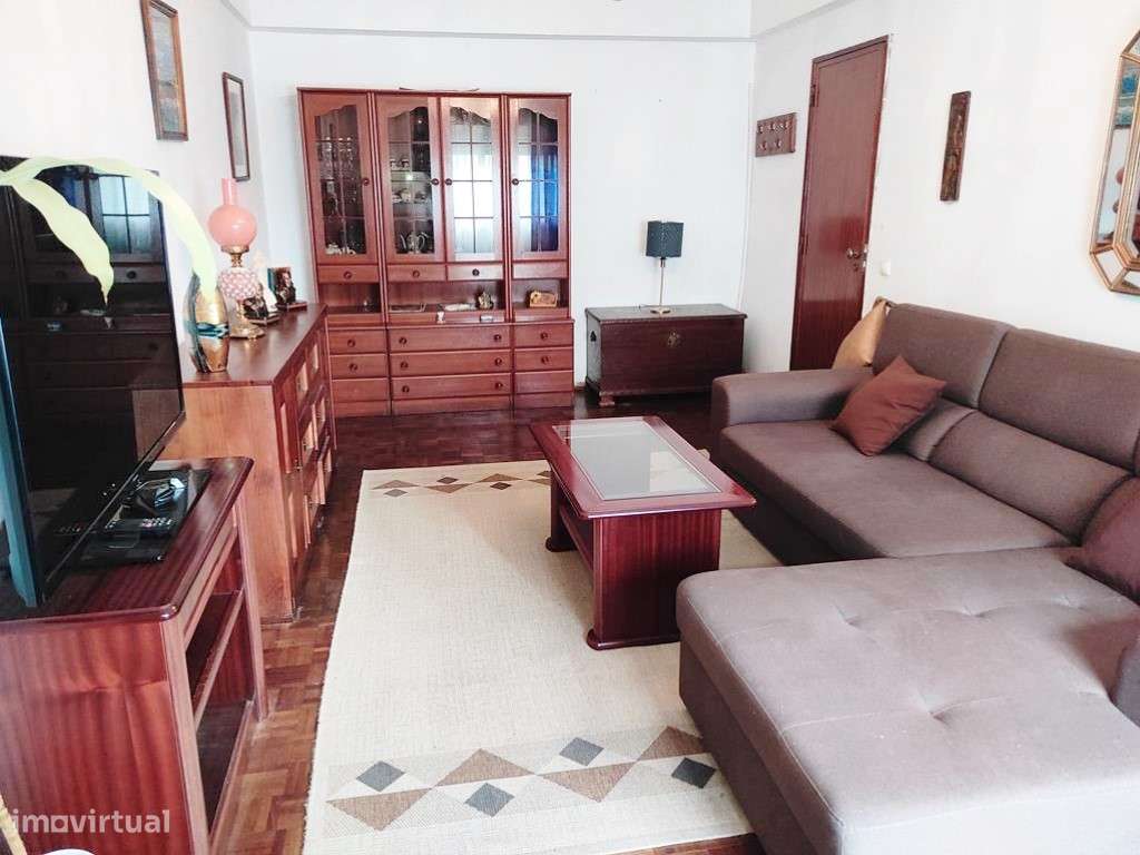 T2 em Casal de São Brás - Excelente localização junto à Farmácia Nunes-8